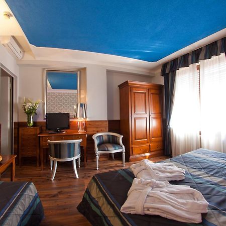 Hotel Cles Rum bild